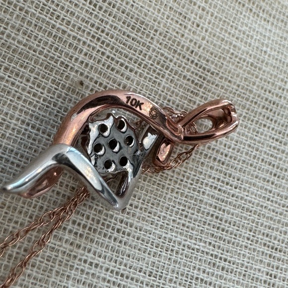10K Luxury Gold Infinity Pendant Necklace Rose Gold/White GoldJust Gorgeous 🤩 - Picture 5 of 9